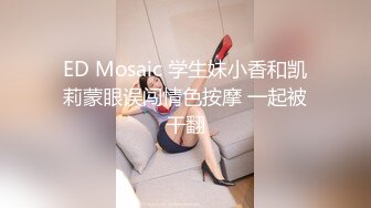 小伙强操还在睡觉的女友一开始还不愿意操爽了以后开始迎合