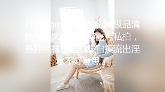 公共浴池偷拍到一个极品小美女