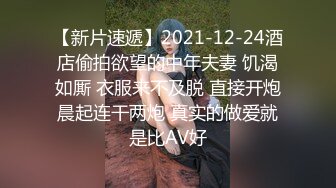 重磅9月福利⑥，万人求购，推特反差婊，顶级绿帽【嫂子爱露出】长视频，户外废弃楼房野战+4P+大街上全裸紫薇1