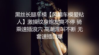 纯纯气质小美女好萌啊 宽大T恤感觉就像没穿裤子一样口干舌燥冲动