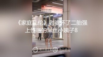  童颜巨乳小骚妹全程露脸大秀直播，性感的爆奶子自慰骚穴，给小哥舔弄大鸡巴