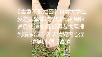 Al-假伊丽莎白·奥尔森被 轮奸口交