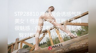 美少女：不能吸蛋蛋吗，那给你舔吧    男：好舒服呀，好像你比以前厉害了，我觉得你口交的时候最好看。对白精彩！