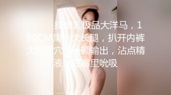 一路跟拍不穿内裤在商场里到处瞎逛的长裙少妇