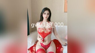 【OnlyFans】小胡渣大屌男友，颜值在线的肉感体态女友[yamthacha]福利合集，蜜桃臀粉穴后入，居家自拍 32