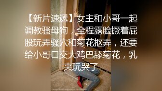 儿子放学回来在客厅复习功课，老婆刚洗完澡的身体太香了忍不住吃了起来，把老婆顶在门槛，硬死我了！