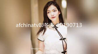 留洋海歸美女剛回國就被男友接到公寓啪啪,太猛了直接把美女幹的受不了,躲到廁所又被拉出來繼續幹