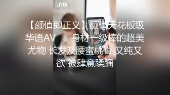   网友分享 制服开档黑丝少妇 大屁屁好诱惑 后入啪啪 这个姿势真的很深好深 无套内射多毛蝴蝶穴