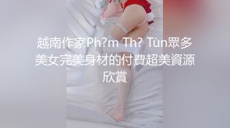 -女友大家闺秀颜值颇高 床上主动放荡骚气 下的厅堂 上得了床