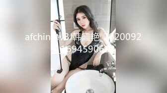 【OnlyFans】逃亡JJ爱KK，狂干群P，大型淫乱场面，两人真实夫妻，女的身材超级棒，群p的场面太过震撼 92